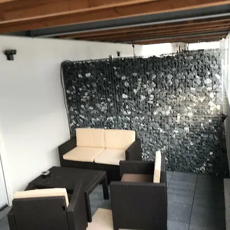 Einliegerwohnung mit Terrasse Friedrichshafen Exterior foto
